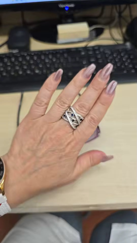 <p><strong>TRUSTED BY 10,000+ AMERICAN WOMEN ❤️</strong></p>